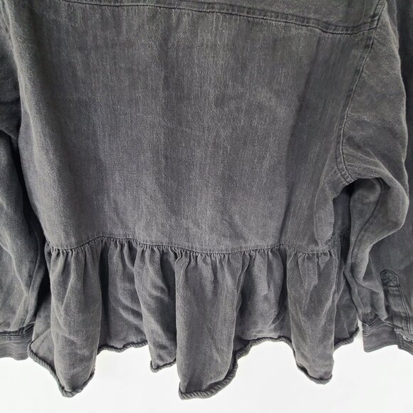 American Eagle washed gray/ black denim button down baby doll  hem size M - Picture 5 of 7